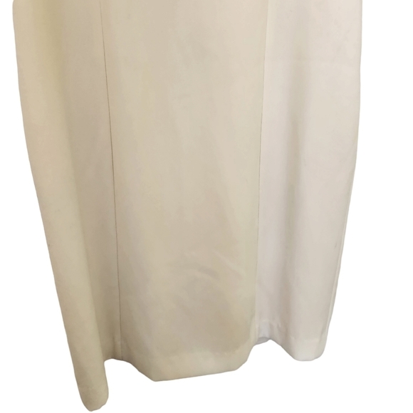 Jessica 100% polyester white short-sleeve sheath dress - Picture 4 of 13